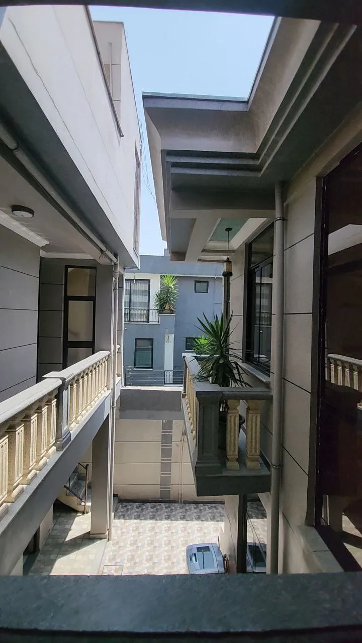 G+1 7 Bedroom House Summit – photo 5