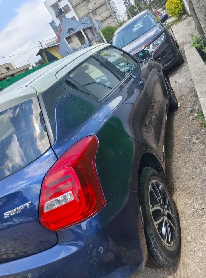 Suzuki Swift 2022 Automatic – photo 5