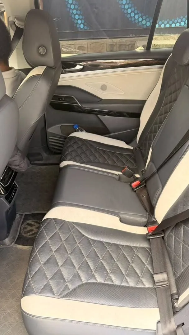 Volkswagen ID.6 Crozz Pro SUV – photo 6