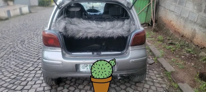 Toyota Yaris 2003 Manual – photo 3