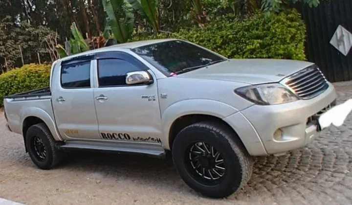 Toyota Hilux Double Cab 2008 – photo 3