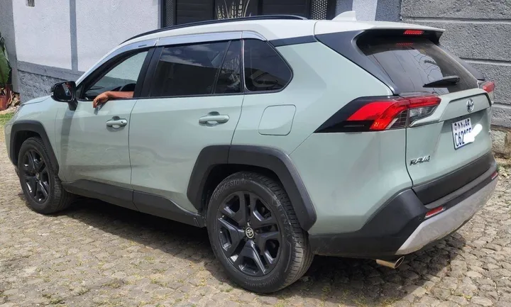 Toyota RAV4 Hybrid 2023 Full-Option – photo 6