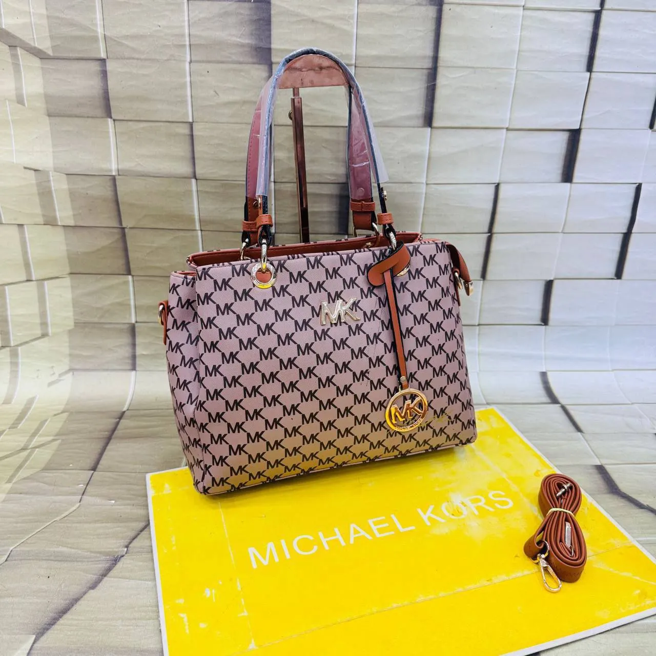 Michael Kors Ladies Sling Bag – photo 5