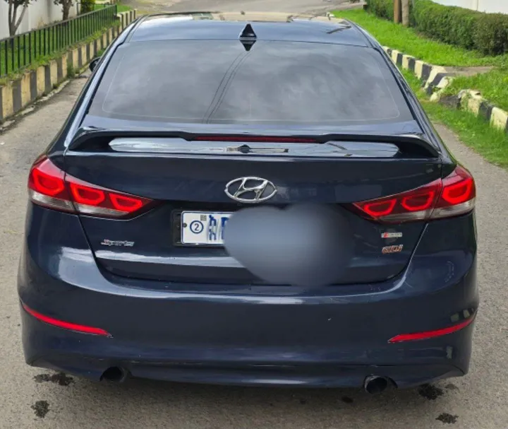Hyundai Avante 2017 Full Option – photo 6