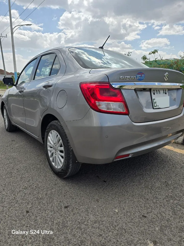 Suzuki Dzire 2021 Automatic – photo 6