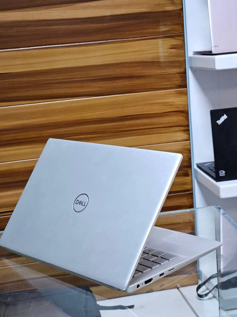 Dell Inspiron 5390 i7 Laptop – photo 3