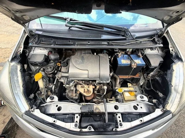 Toyota Yaris 2012 Manual – photo 6