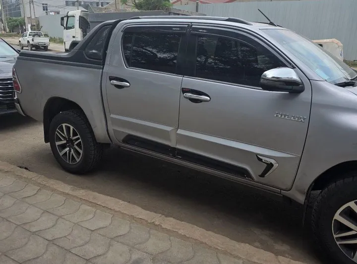 Toyota Hilux Revo Double Cab 2019 – photo 3