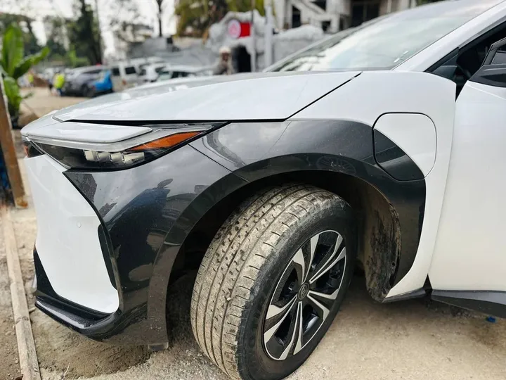 Toyota BZ4X 2WD 2023 EV – photo 7