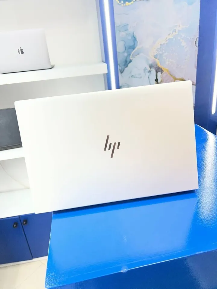 HP EliteBook 840 G8 i7 Laptop – photo 4