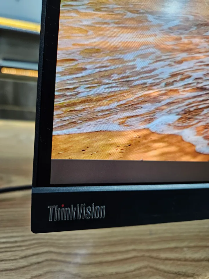 Lenovo ThinkVision T32p-20 32 Inch 4K Monitor – photo 6