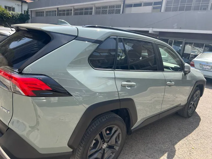 Toyota RAV4 Hybrid 2024 4WD – photo 3