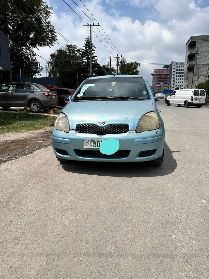 Toyota Vitz 2002 Code 3 – photo 4