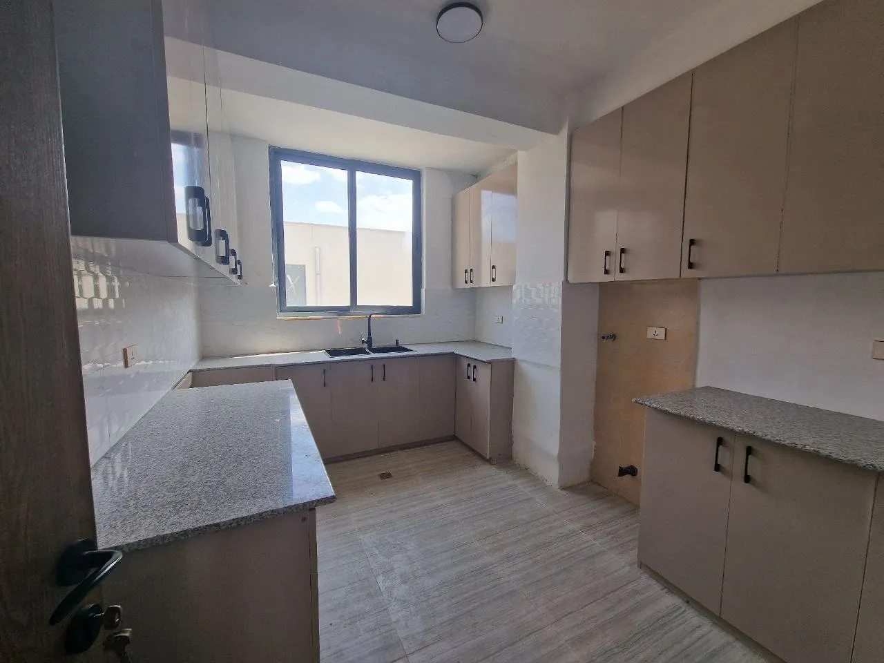 3 Bedroom Apartment 119 sqm 9th Floor – photo 3