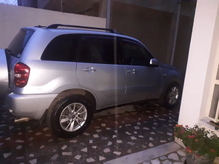 Toyota RAV4 2006 Automatic – photo 5