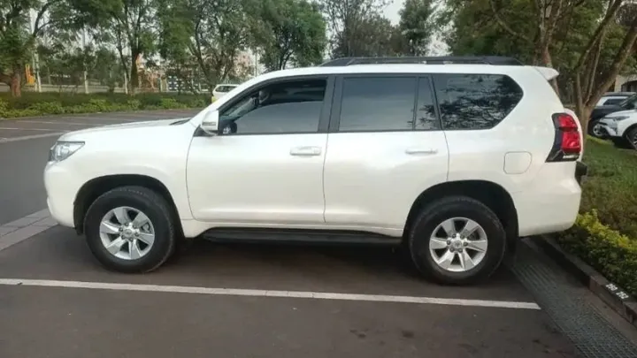 Toyota Landcruiser Prado 2010 Diesel Manual – photo 6