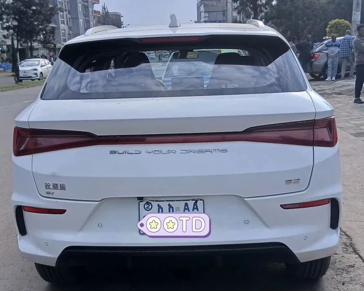 BYD e2 Flying Hatchback 2024 – photo 5