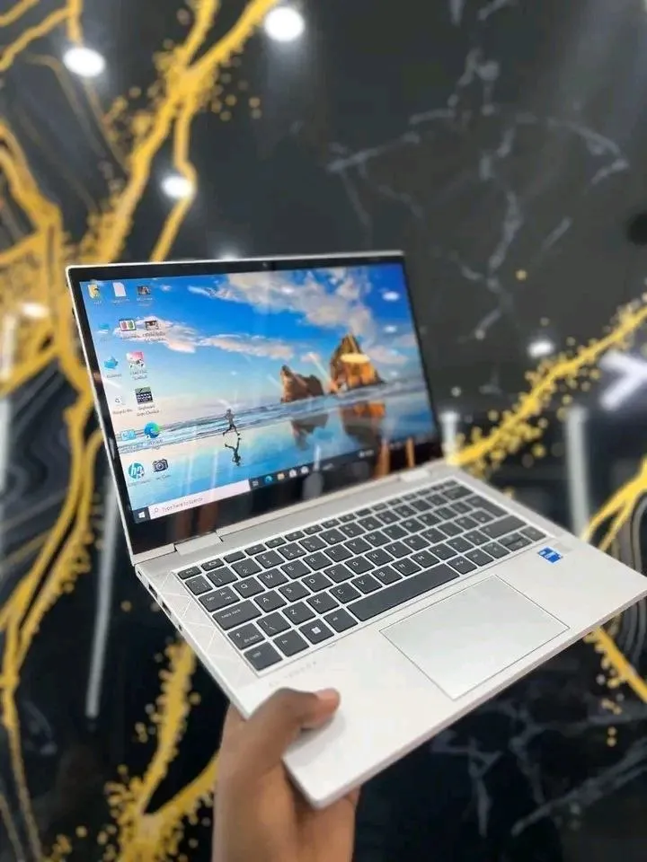 HP EliteBook x360 830 G8 – photo 4