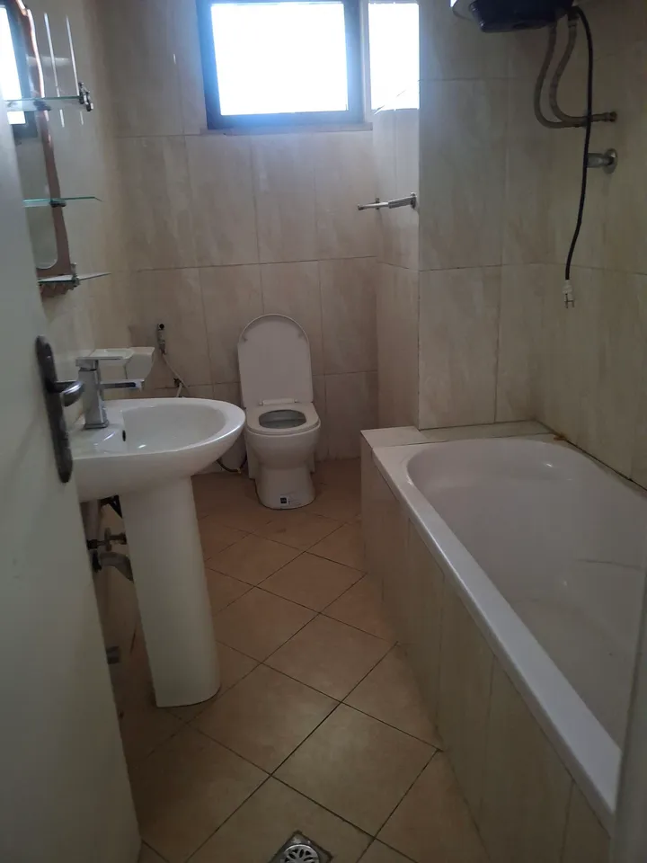 4 Bedroom Apartment in Megenagna – photo 6