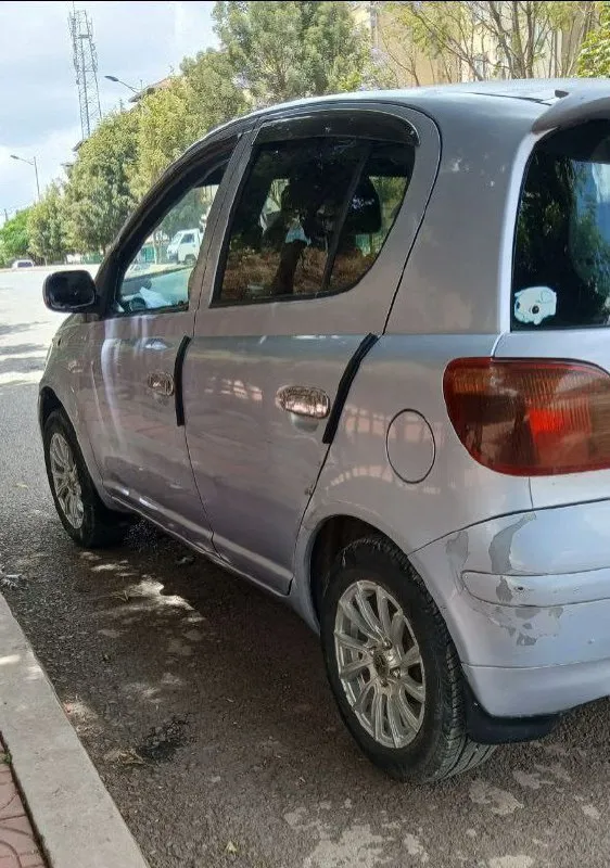 Toyota Vitz 2004 Automatic – photo 4