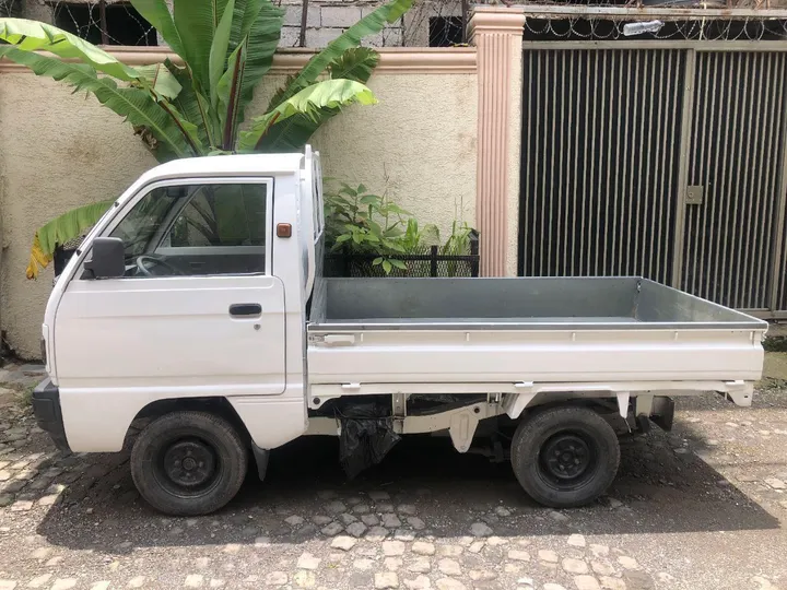 Damas 2005 Silver Manual Pickup – photo 3