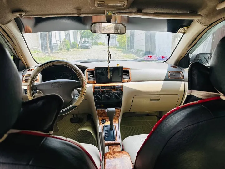 Toyota Corolla 2003 Automatic – photo 3