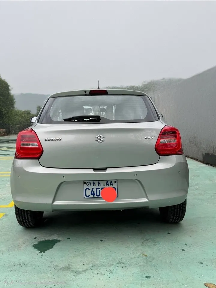 Suzuki Swift 2022 Full Option – photo 3