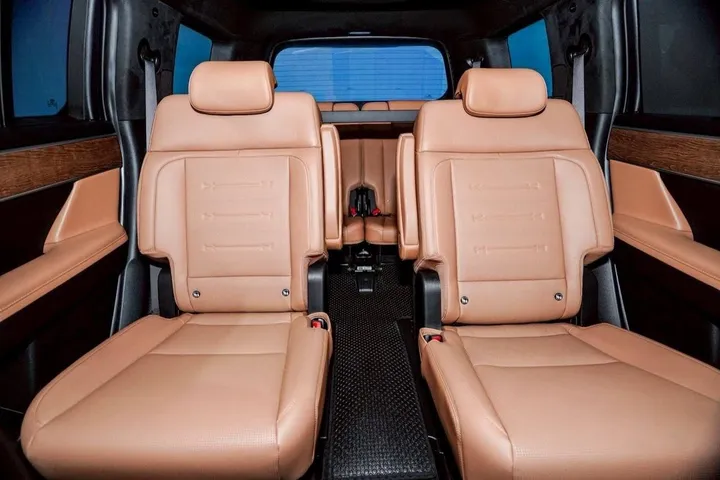 2025 Hyundai Santa Fe Limited Hybrid – photo 3