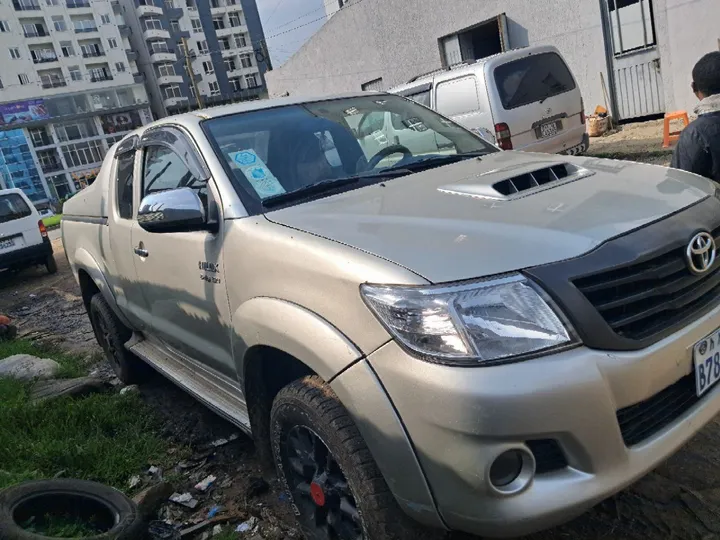Toyota Hilux 2013 Diesel Manual – photo 6