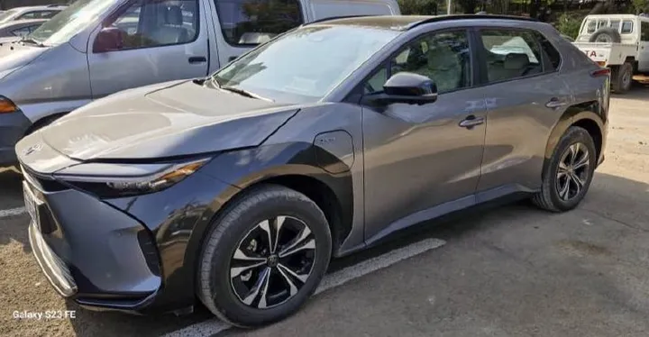 Toyota BZ4X EV Crossover SUV – photo 8