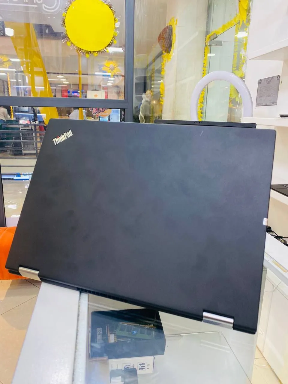 Lenovo Yoga X380 Convertible Laptop – photo 3