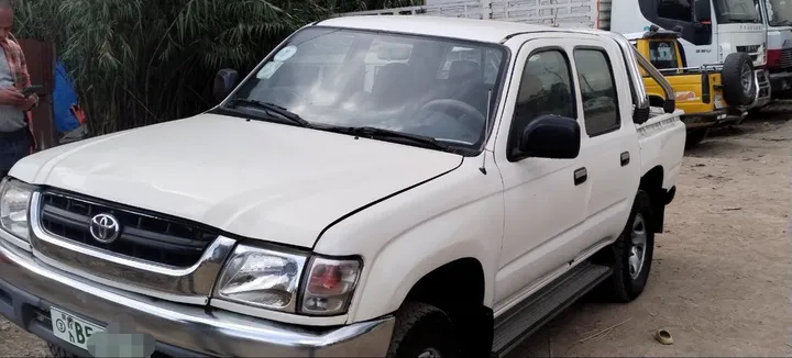 Toyota Hilux Double Cab 2002 – photo 9