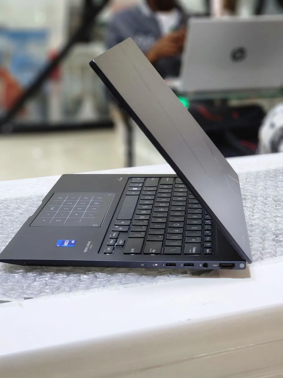 Asus Zenbook 14.5 OLED i7 Touchscreen – photo 5