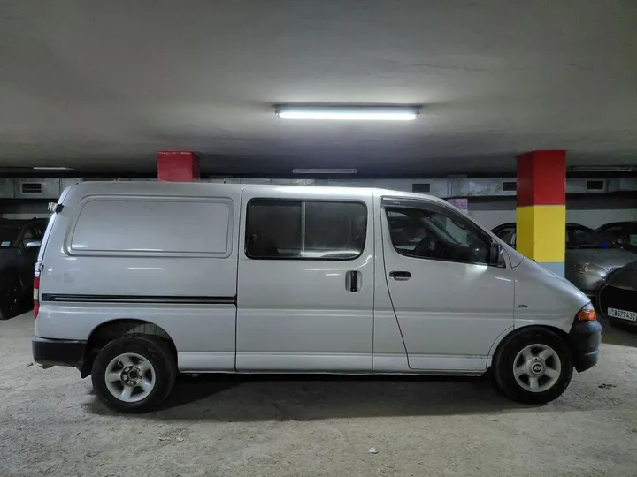 Toyota Hiace 2005 Diesel Manual – photo 7