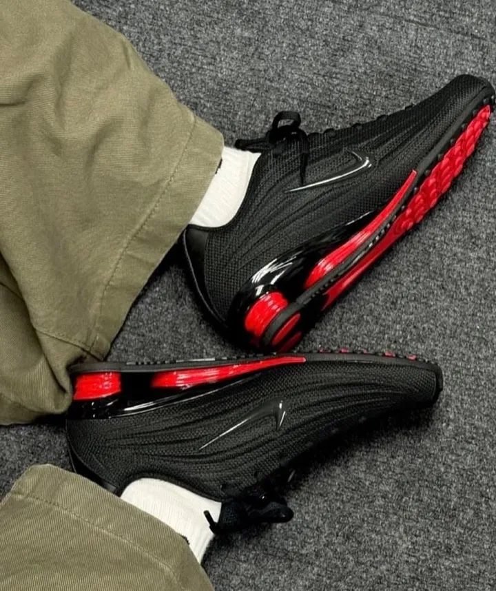 Nike Shox Z Black University Red Sneakers – photo 3