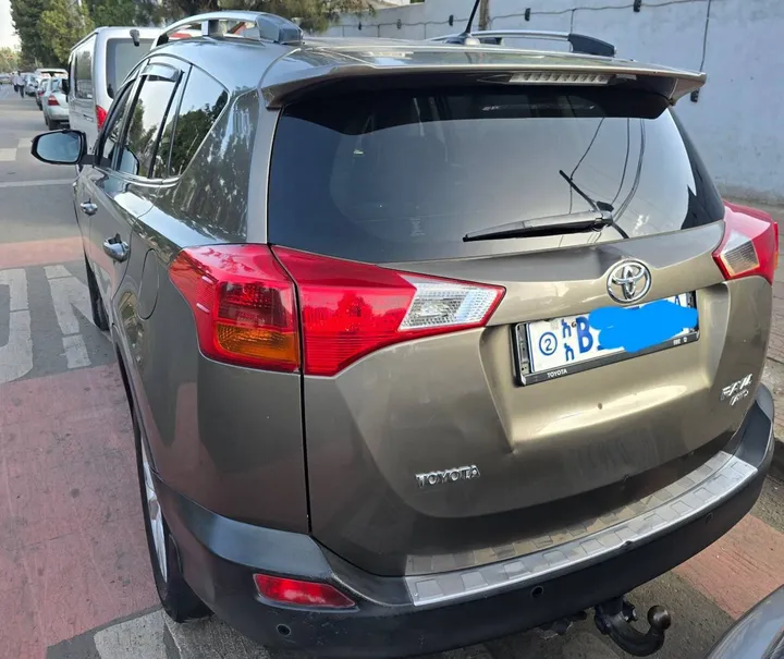 Toyota RAV4 Europe Standard 2015 – photo 6