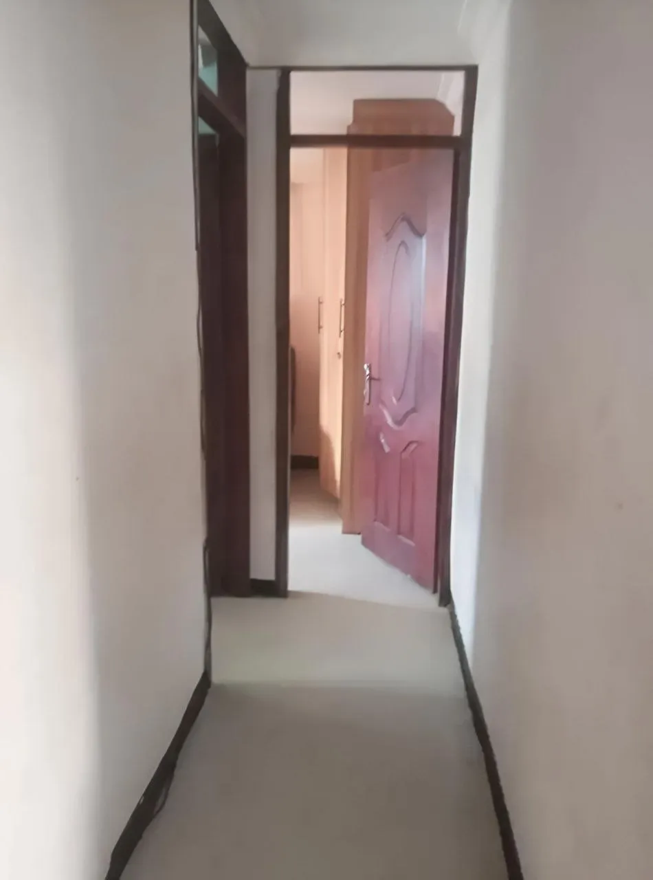 2-Bedroom Apartment for Sale in Summit – photo 4