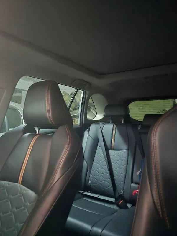 Toyota RAV4 Hybrid 2022 SUV – photo 3