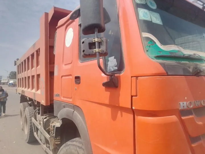 Sinotruk HOWO Dump Truck 2017 – photo 3