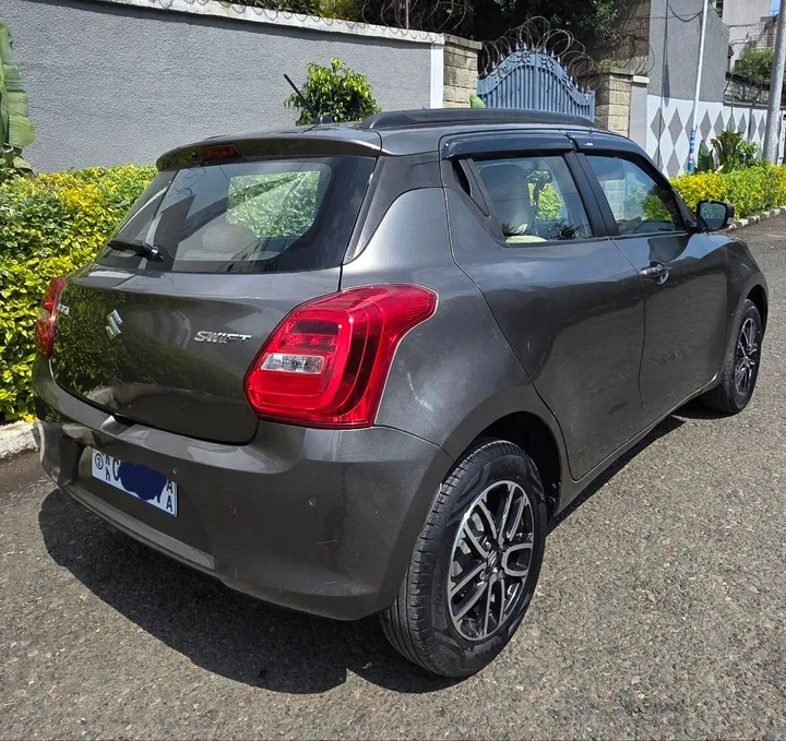 Suzuki Swift 2021 Full Option Automatic – photo 8