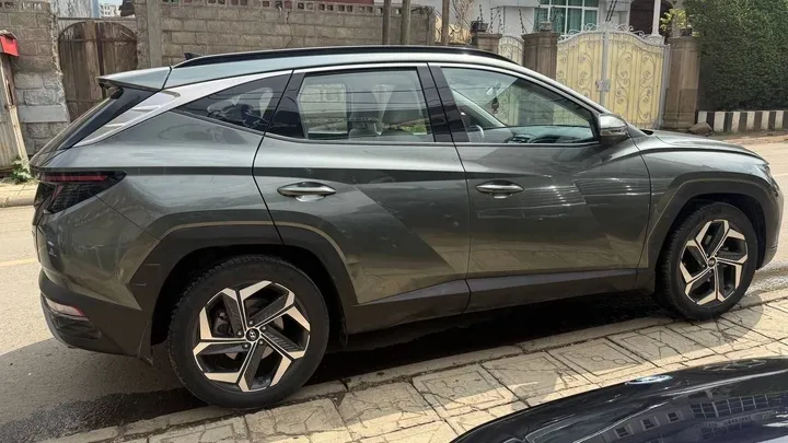 Hyundai Tucson 2023 SUV – photo 5