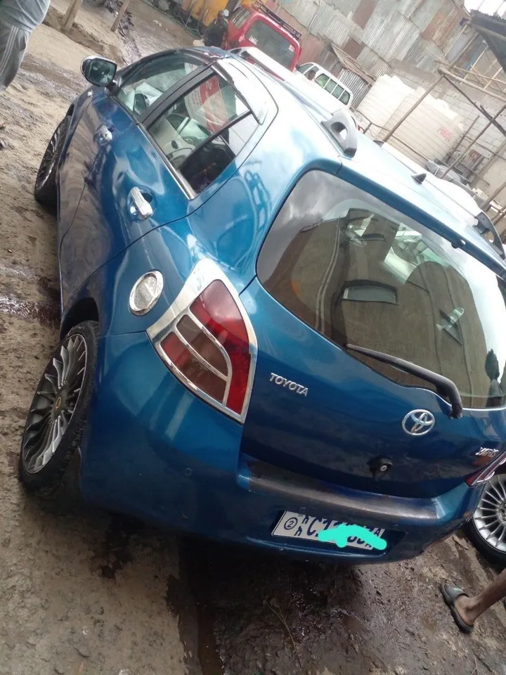 Toyota Yaris Compact 2006 – photo 3