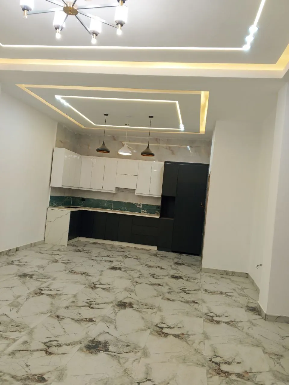 G+2 የሚሸጥ ቤት 240 ካሬ – photo 3