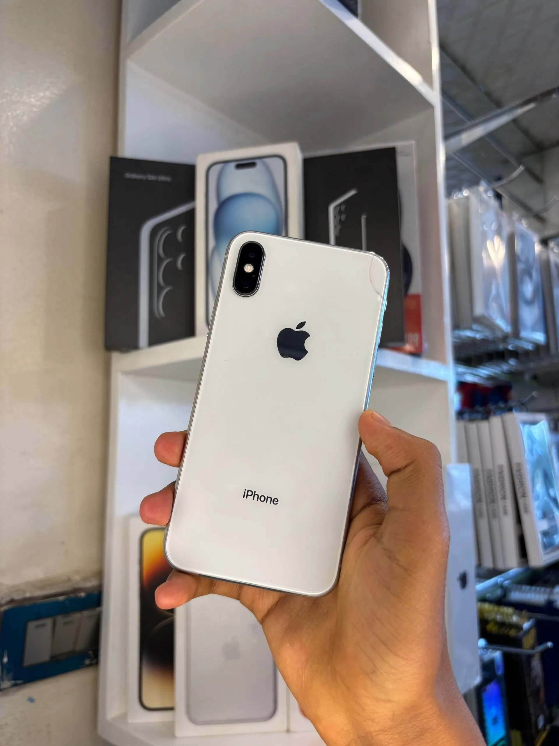 Apple iPhone X 64GB – photo 3