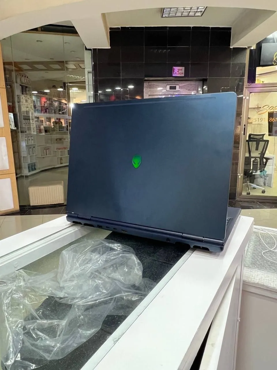 Alienware 16X Aurora RTX 5060 Laptop – photo 5