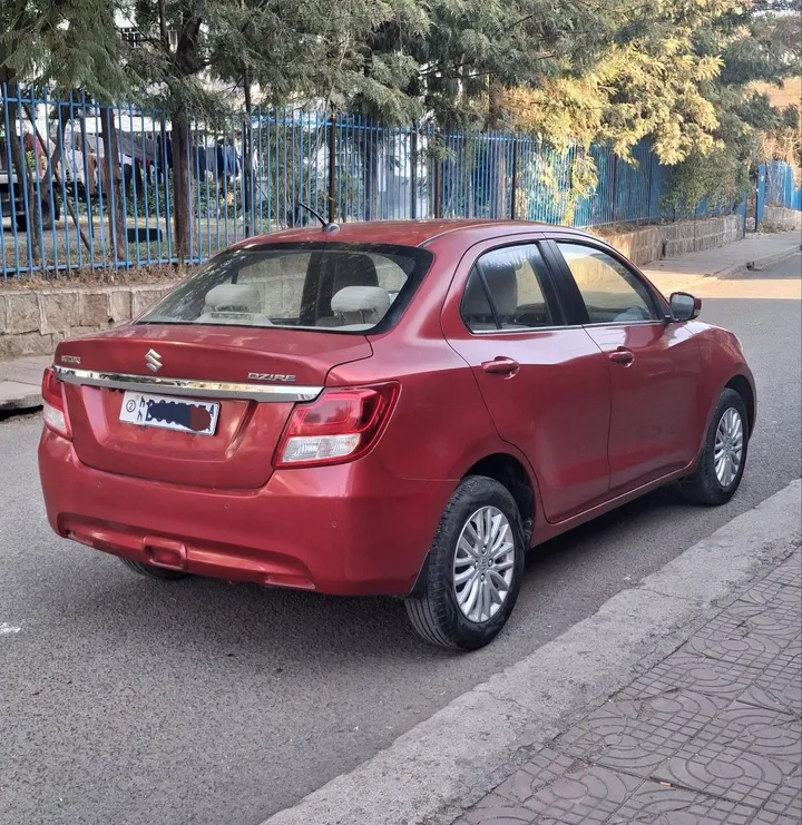 Suzuki Dzire 2022 Automatic – photo 4