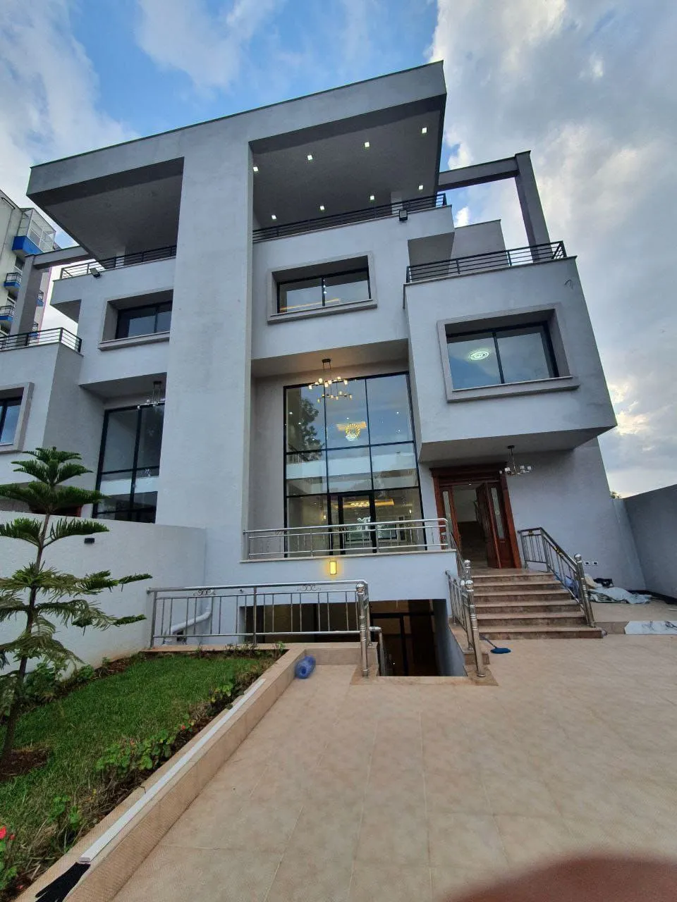 Modern Villa for Sale at CMC – photo 3
