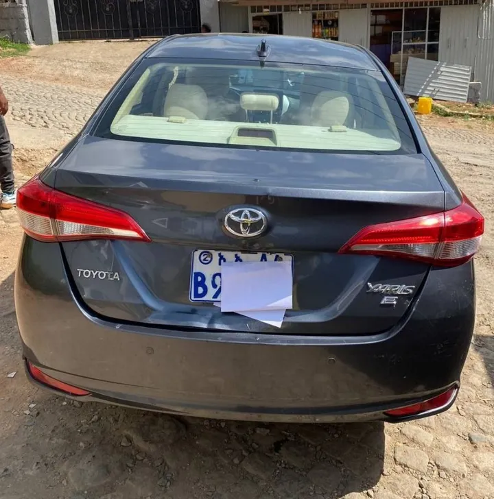 Toyota Yaris Sedan 2021 Automatic – photo 5