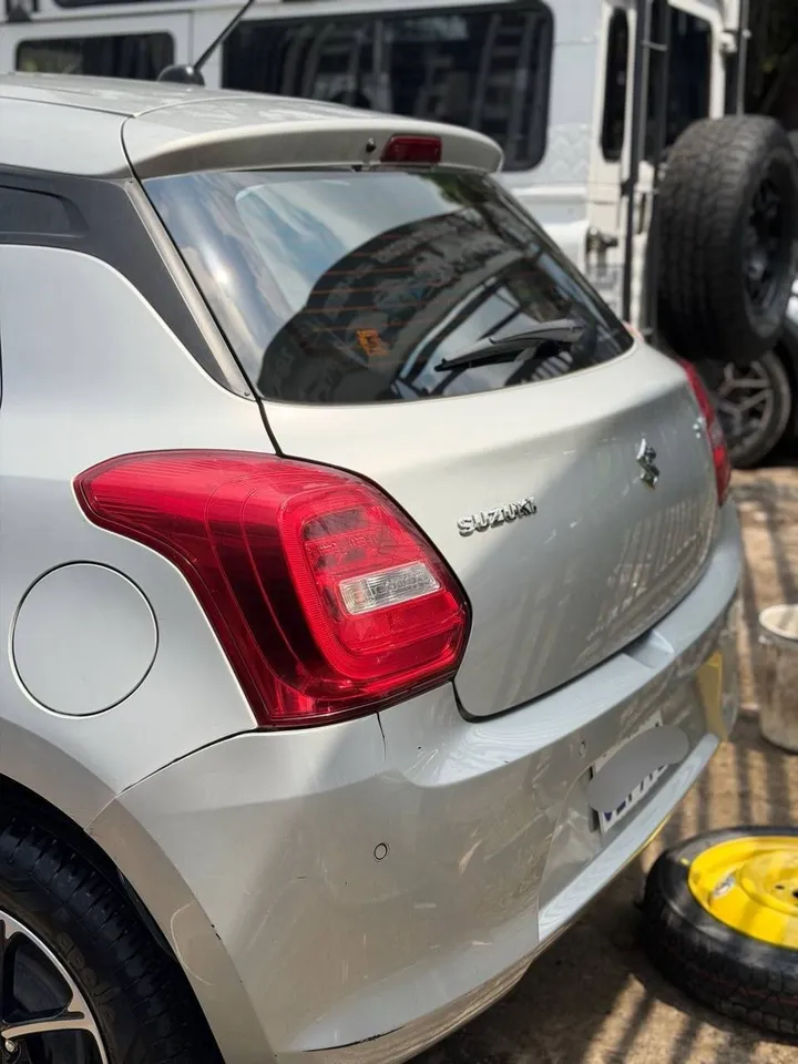 Suzuki Swift 2022 40000 km – photo 3