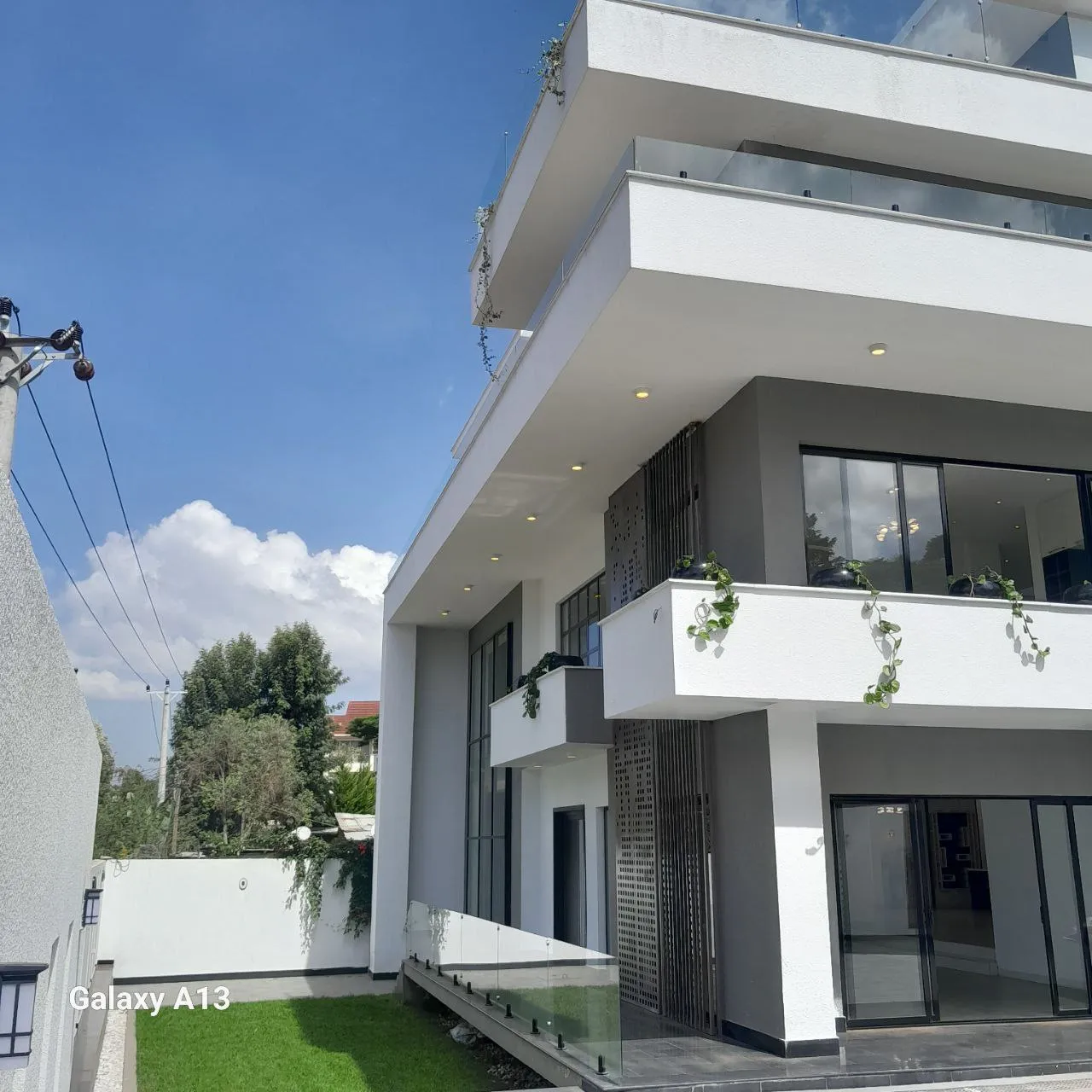 Modern B+G+4 House for Sale – photo 3